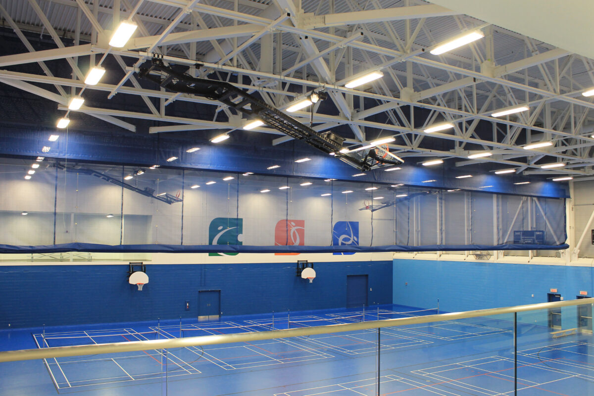 Centre sportif Vaudreuil – Rideaux séparateurs