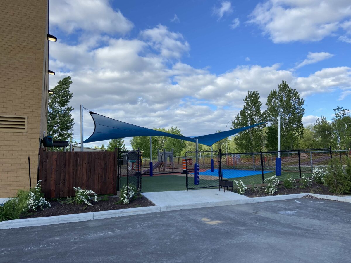 CPE Boucherville quadruple courbure – Shade sail